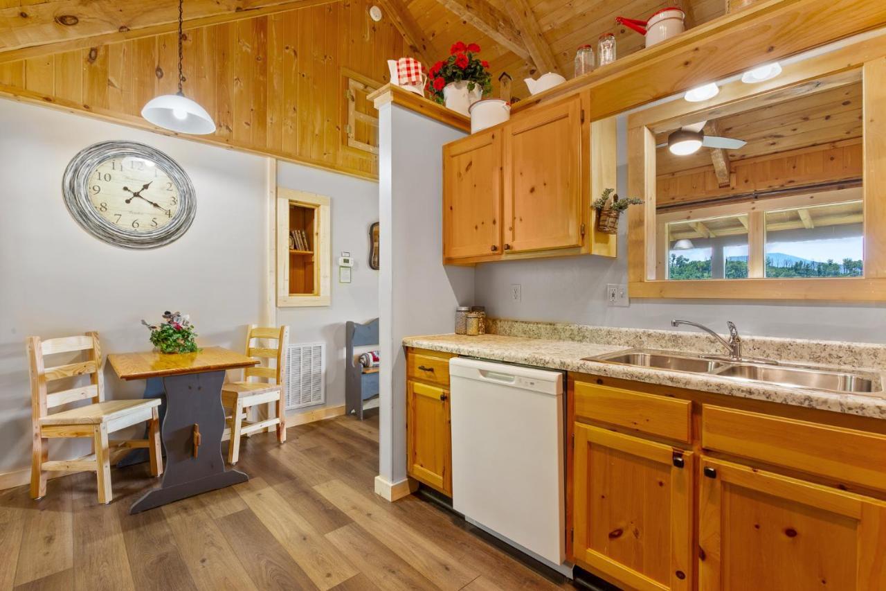 Nestled Inn McCookville Luaran gambar